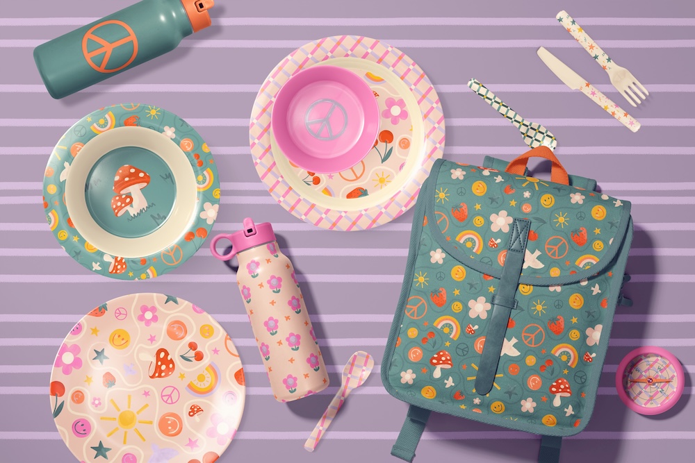 colorful melamine table ware